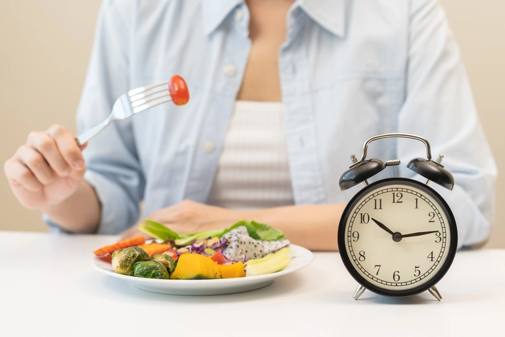 食べても太らない時間に関連が深い体内事情をチェック