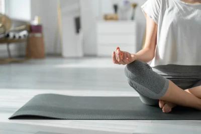 ストレスに打ち勝ってダイエットを成功させる心のケアについて解説しています