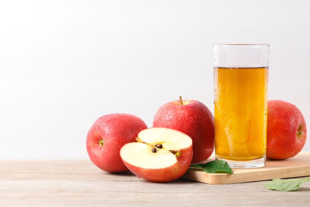 りんごを食べる時間帯ごとの腸活メリットを紹介している画像